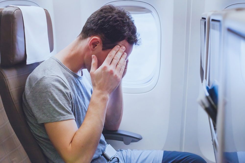 Что нужно делать, если боишься летать на самолете? | Статья